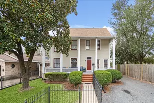 240 W 23rd St, Houston, TX 77008 - Photo 1