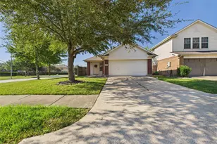 3318 Field Manor Ln, Houston, TX 77047 - Photo 5