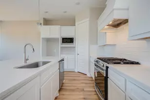 1204 Kiefer Hill Way, Houston, TX 77043 - Photo 13