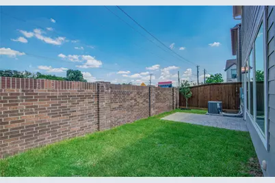 1204 Kiefer Hill Way, Houston, TX 77043 - Photo 37