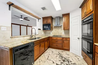 1011 Western Meadows Drive, Katy, TX 77450 - Photo 7
