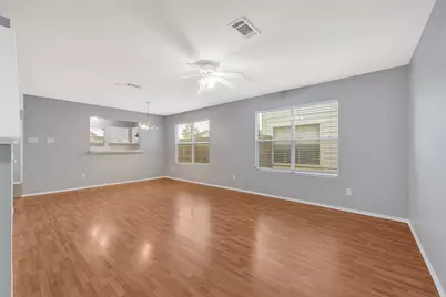 9511 Cantonwood Court, Houston, TX 77044 - Photo 9