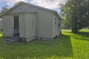 115 S Dallas St, Bremond, TX 76629 - Photo 19