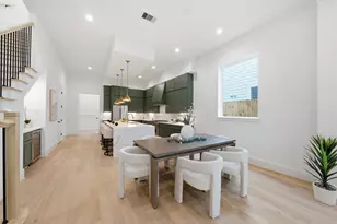 609 W 27th St, Houston, TX 77008 - Photo 9