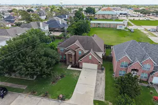 8003 Vista Del Rancho Dr, Houston, TX 77083 - Photo 3