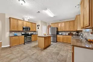 8003 Vista Del Rancho Dr, Houston, TX 77083 - Photo 15