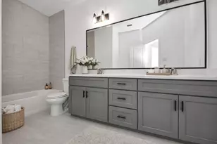 8653 Sunderland Rd, Houston, TX 77028 - Photo 7