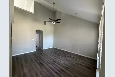 15746 Highlands Cove Drive, Humble, TX 77346 - Photo 3