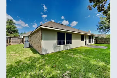 802 Cherry Blossom Drive, League City, TX 77573 - Photo 23