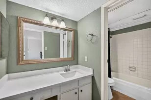 1515 Sandy Springs Rd, Houston, TX 77042 - Photo 23