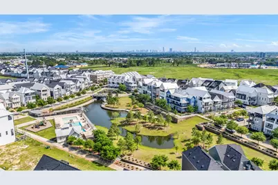 8728 Park Kolbe Lane, Houston, TX 77080 - Photo 1