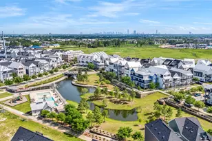 8728 Park Kolbe Ln, Houston, TX 77080 - Photo 1