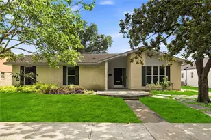 6215 Queensloch Dr, Houston, TX 77096 - Photo 1