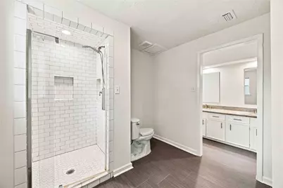 6215 Queensloch Drive, Houston, TX 77096 - Photo 21