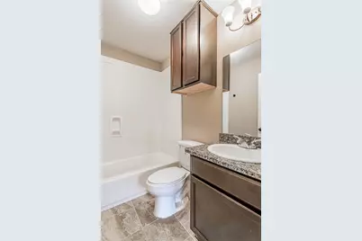 2002 20th Street #402, Huntsville, TX 77340 - Photo 17