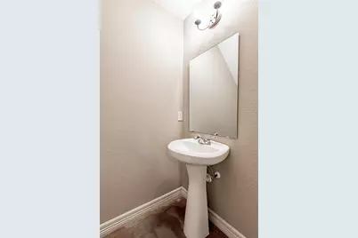 2002 20th Street #402, Huntsville, TX 77340 - Photo 13