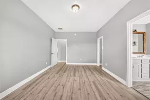 10515 Evergreen St, Baytown, TX 77523 - Photo 17