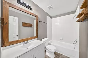 10515 Evergreen St, Baytown, TX 77523 - Photo 19
