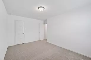 1057 Sunflower Ter Dr, Magnolia, TX 77355 - Photo 17