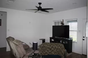 7610 Ave G Ave, Beasley, TX 77417 - Photo 7