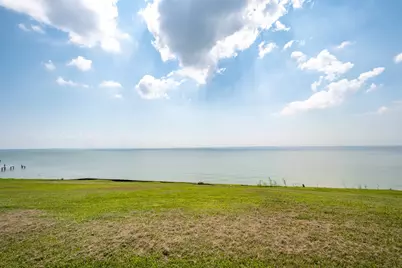 13310 Bay Place, Beach City, TX 77523 - Photo 21
