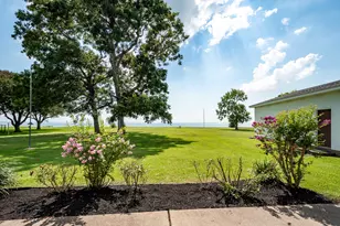 13310 Bay Pl, Beach City, TX 77523 - Photo 17