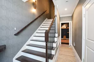 2220 Stuart St, Houston, TX 77004 - Photo 9
