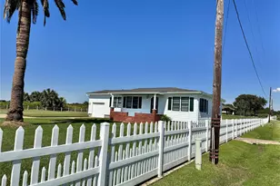 2515 105th St, Galveston, TX 77554 - Photo 3