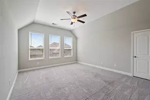2328 Majestic Fairway Ln, League City, TX 77573 - Photo 21