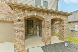 2036 Elkington Cir, Conroe, TX 77304 - Photo 3