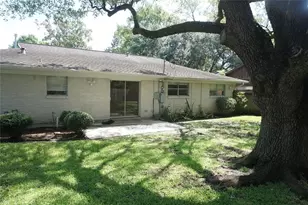 5727 Braesvalley Dr, Houston, TX 77096 - Photo 17