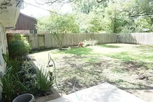 5727 Braesvalley Dr, Houston, TX 77096 - Photo 17