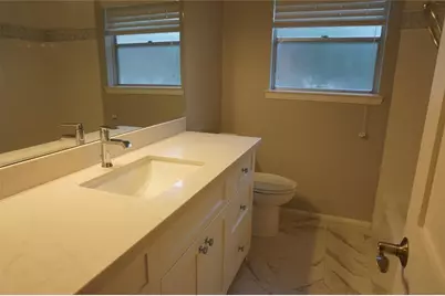 5727 Braesvalley Drive, Houston, TX 77096 - Photo 9