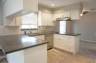 5727 Braesvalley Dr, Houston, TX 77096 - Photo 3