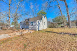 328 W Sherwood Dr, Livingston, TX 77351 - Photo 15