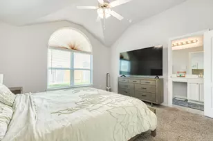108 Cullen St, Angleton, TX 77515 - Photo 15