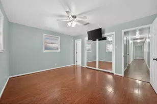 22 Willow Ln, Galveston, TX 77551 - Photo 15