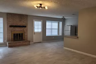 16818 Dutch Ridge Dr, Sugar Land, TX 77498 - Photo 11