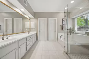 11910 Mighty Redwood Dr, Houston, TX 77059 - Photo 19