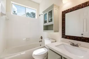 10230 Wildwood Park Ln, Houston, TX 77070 - Photo 17