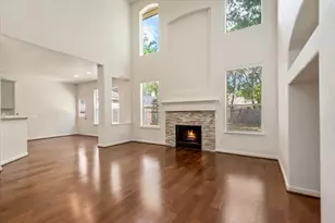10230 Wildwood Park Ln, Houston, TX 77070 - Photo 15