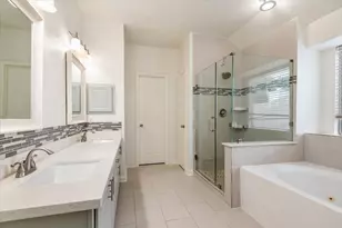 10230 Wildwood Park Ln, Houston, TX 77070 - Photo 23