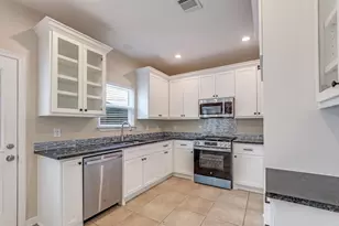 3231 Alabama St, Houston, TX 77004 - Photo 7