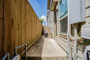 8609 Cedar Brook Point Dr, Houston, TX 77080 - Photo 25