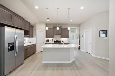 10147 Bayou Oaks Drive, Conroe, TX 77385 - Photo 11