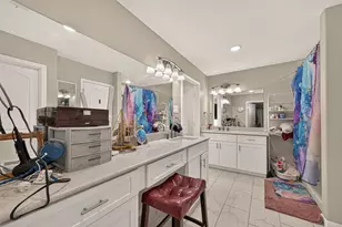 17027 Amarose Dr, Houston, TX 77090 - Photo 37