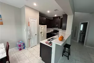 17027 Amarose Dr, Houston, TX 77090 - Photo 7