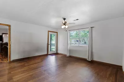 1101 Cr 3802, Cleveland, TX 77328 - Photo 5