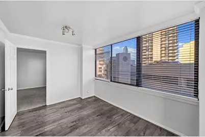 3525 Sage Road #504, Houston, TX 77056 - Photo 7