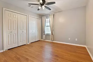 9042 McGallion Rd, Houston, TX 77022 - Photo 17